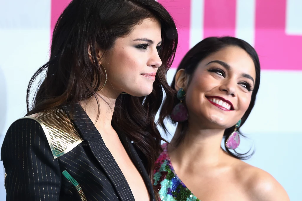 Vanessa Hudgens i Selena Gomez Vanessa Hudgens i Selena Gomez
