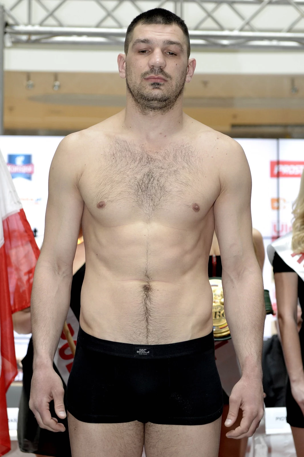 Starcie Szpilki z Bidenko będzie główną atrakcją sobotniej gali bokserskiej Wojak Boxing Night w Rzeszowie.