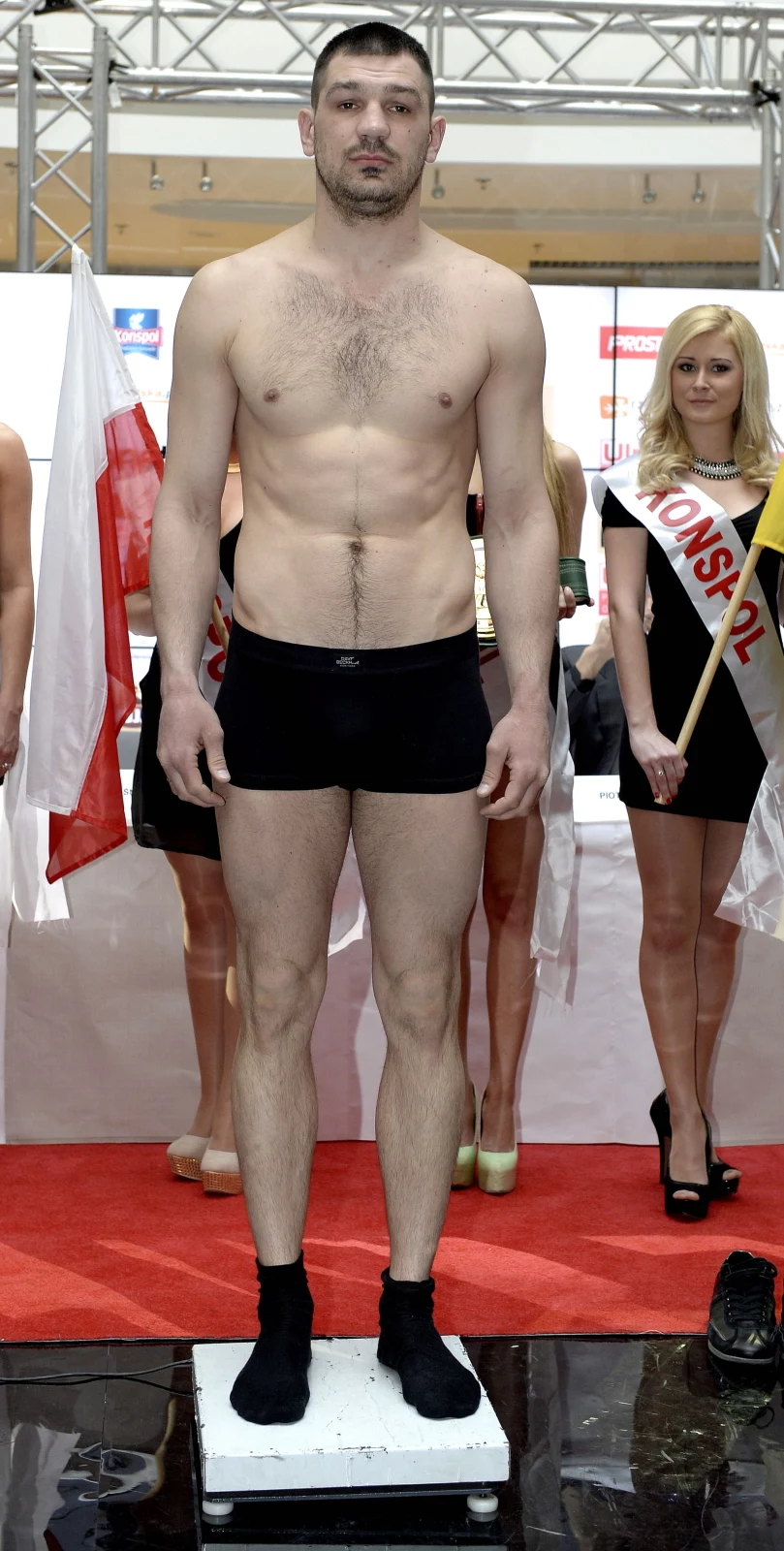 Starcie Szpilki z Bidenko będzie główną atrakcją sobotniej gali bokserskiej Wojak Boxing Night w Rzeszowie.