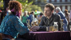 Klaus (Joseph Morgan) w 20. odcinku 4. serii "Pamiętników Wampirów" zatytułowanym "The Originals". 