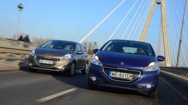 Z lewej strony - Peugeot 208 1.0 VTi Active, z prawej - Peugeot 208 1.4 VTi Access.