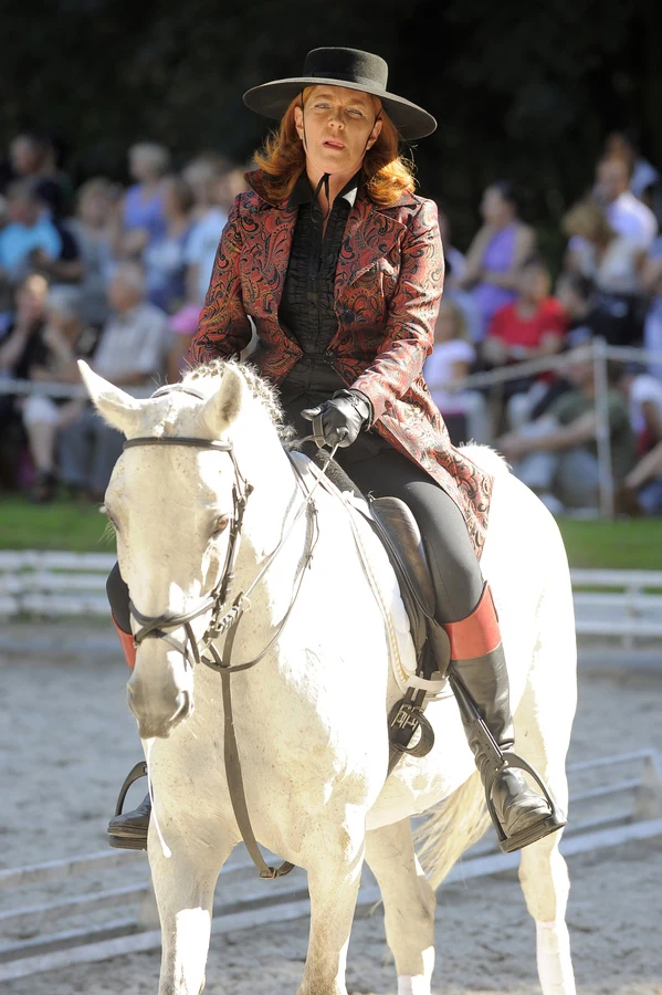 Katarzyna Dowbor Katarzyna Dowbor