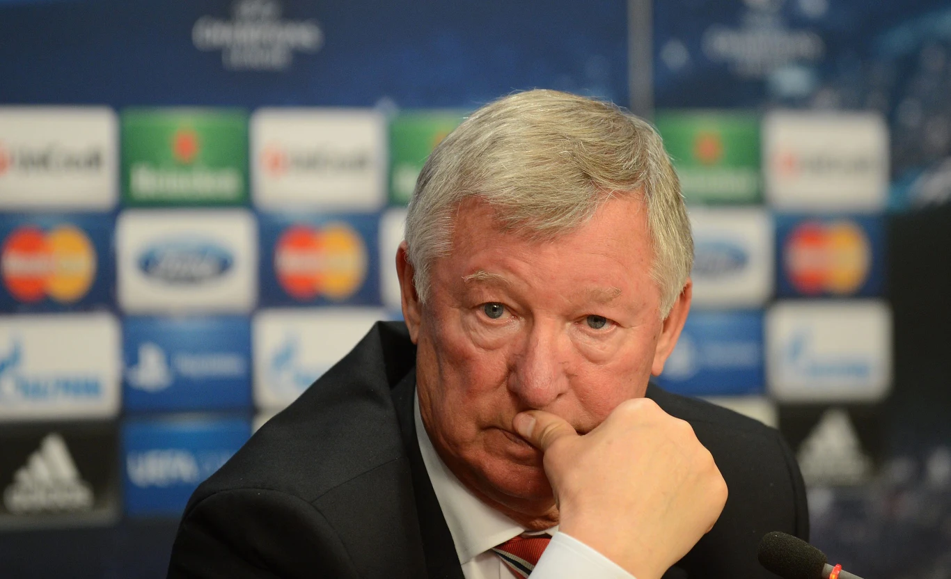 W tym sezonie zdobył z "Czerwonymi Diabłami" 13. w karierze mistrzostwo Anglii. Na liście jego dokonań znajdują się też m.in. dwa triumfy w Lidze Mistrzów, jeden w Pucharze Zdobywców Pucharów i pięć w Pucharze Anglii. Ogółem z MU wywalczył 38 trofeów.