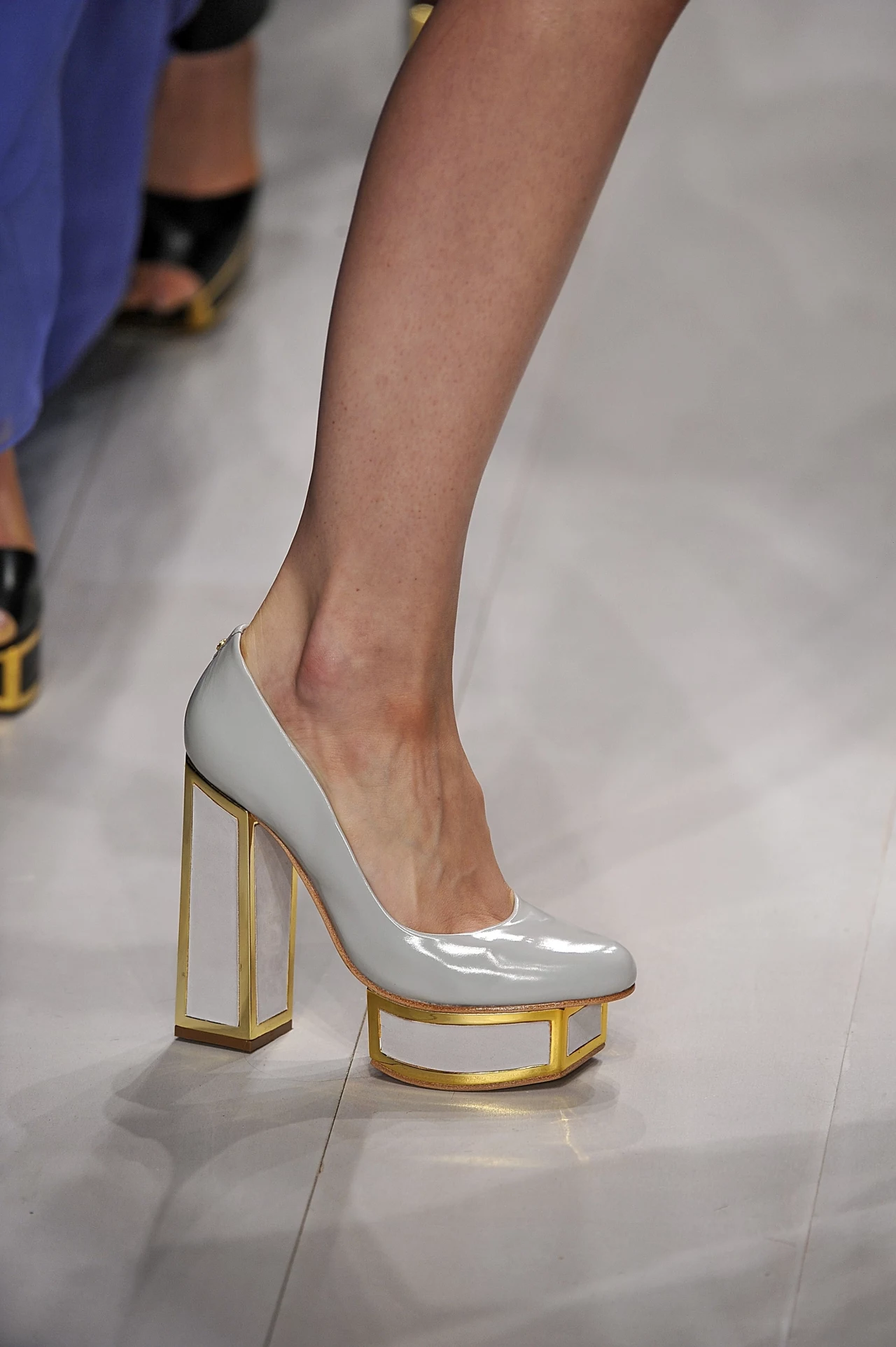 Podobają ci się te nowowczesne buty na platformie? Podobają ci się te nowowczesne buty na platformie?