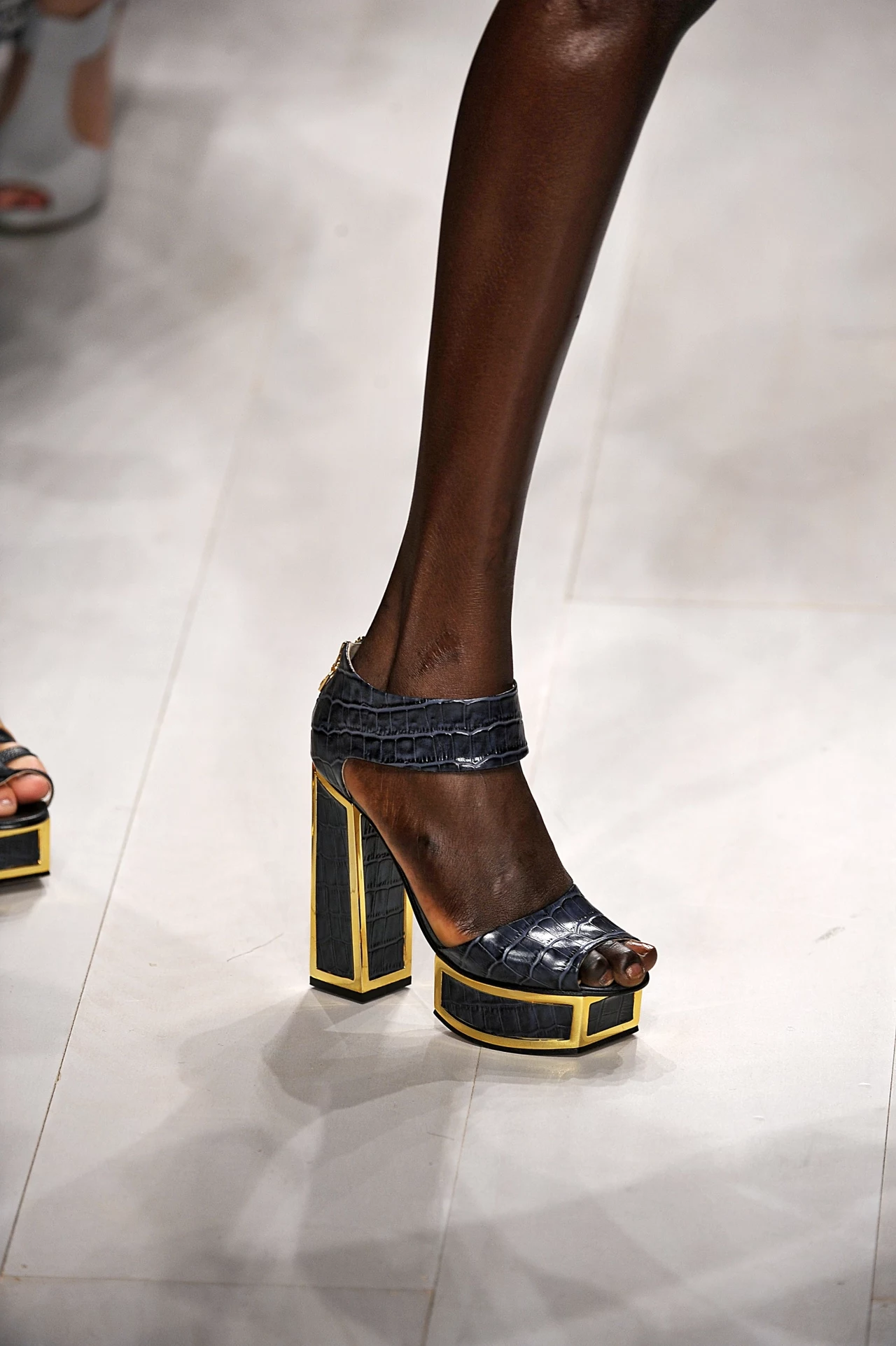 Podobają ci się te nowowczesne buty na platformie? Podobają ci się te nowowczesne buty na platformie?