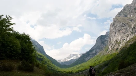 ​Masz dość tłumów i cen w Zakopanem? W tym roku wybierz się w "albańskie Alpy"