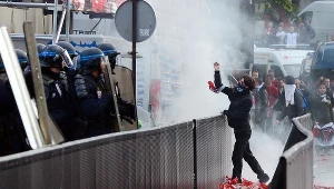 W Paryżu kibice starli się z policją