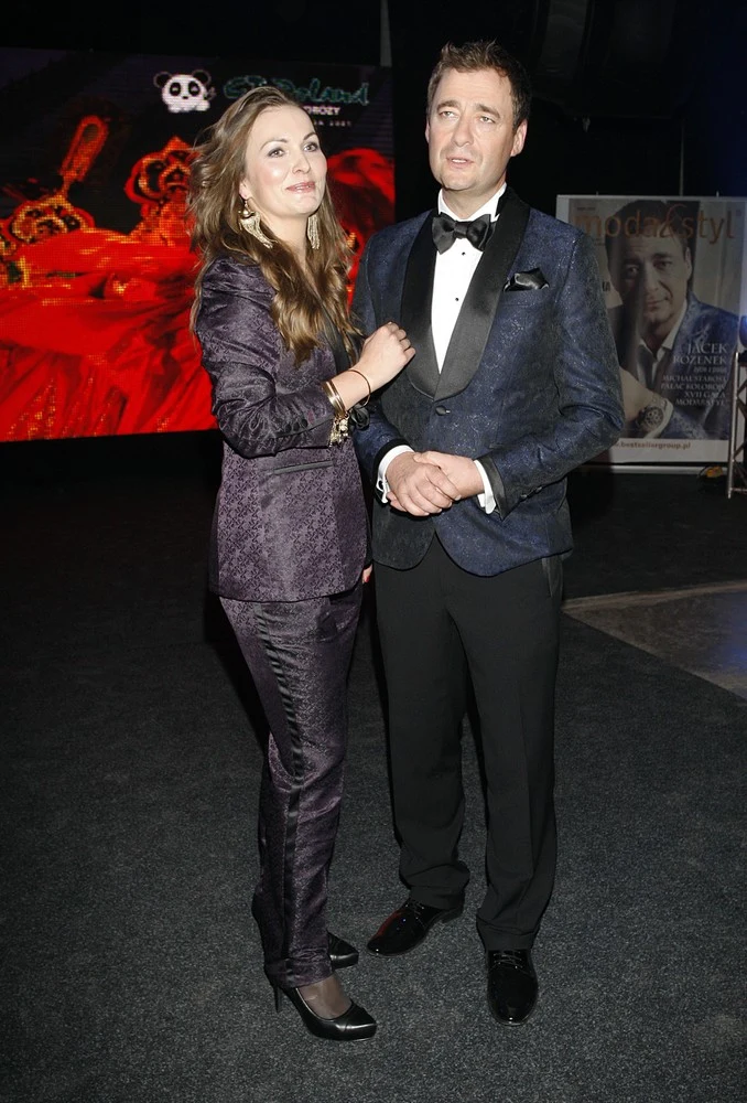 Jacek Rozenek z nową "koleżanką" Jacek Rozenek z nową "koleżanką"