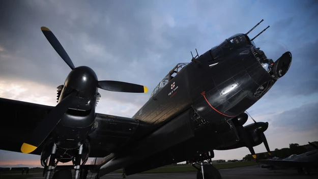 Avro Lancaster w bazie po locie