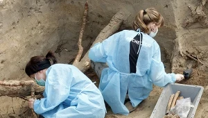 Ekshumacje na Powązkach