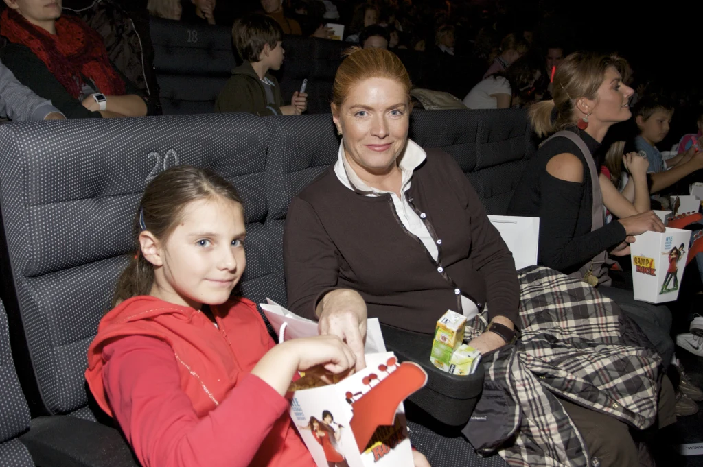 Katarzyna Dowbor z córką Marysią Katarzyna Dowbor z córką Marysią