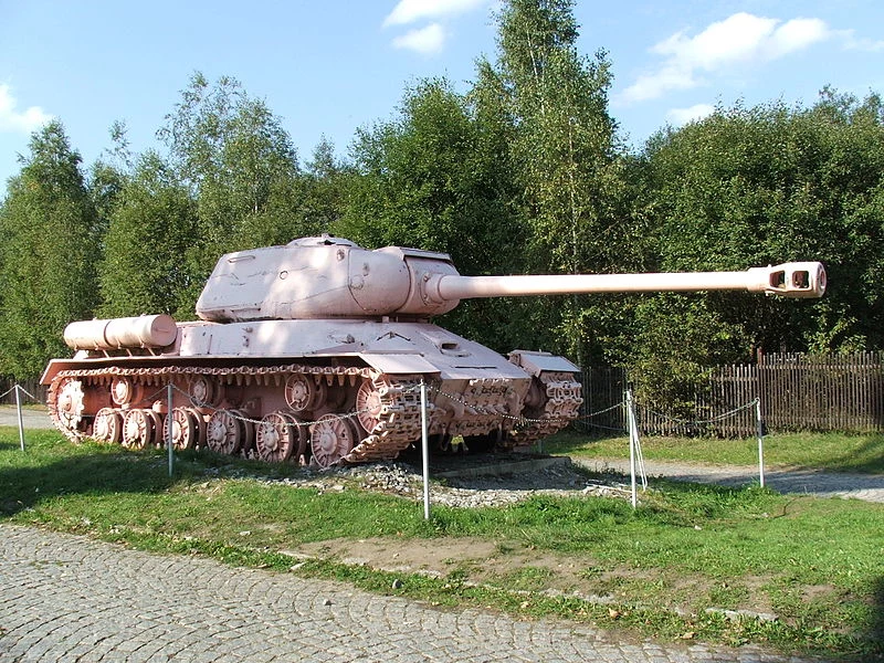 Růžový tank/fot. Wikimedia Commons/Hynek Moravec