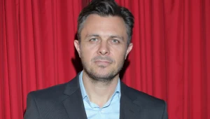 – Jesienią wystąpię w komedii. Będzie to główna rola w gatunku, którego dotąd nie doświadczyłem, a który zawsze mnie intrygował – mówi aktor.