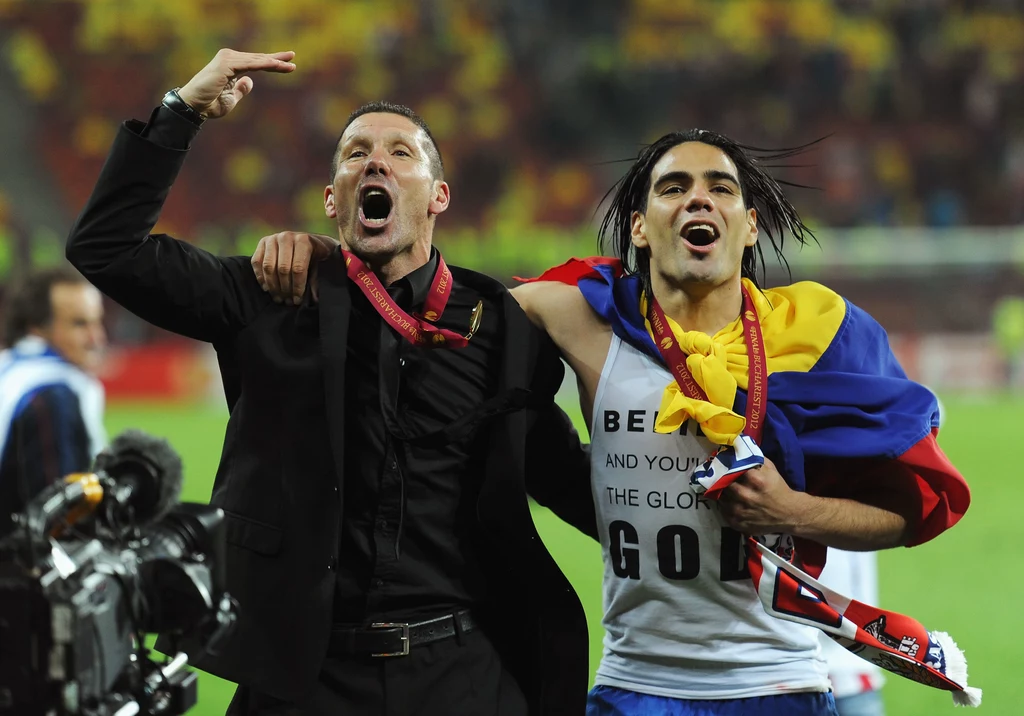Diego Simeone i Radamel Falcao po zwycięstwie w Lidze Europejskiej w 2012 roku Diego Simeone i Radamel Falcao po zwycięstwie w Lidze Europejskiej w 2012 roku