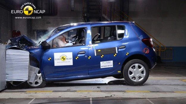 Sandero to pierwsza Dacia z 4-gwiazdkowym wynikiem w testach Euro NCAP.