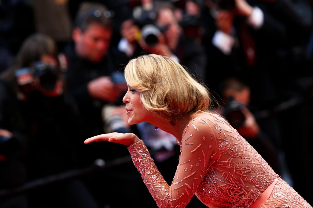 Petra Nemcova na czerwonym dywnie w Cannes Petra Nemcova na czerwonym dywnie w Cannes