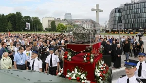 Procesja z relikwiami św. Andrzeja Boboli