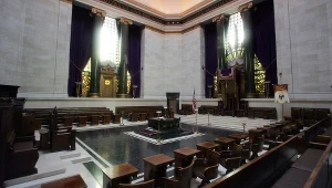 Największy problem z logicznym wyciąganiem wniosków mają zwolennicy teorii spiskowych. Na zdjęciu loża masońska