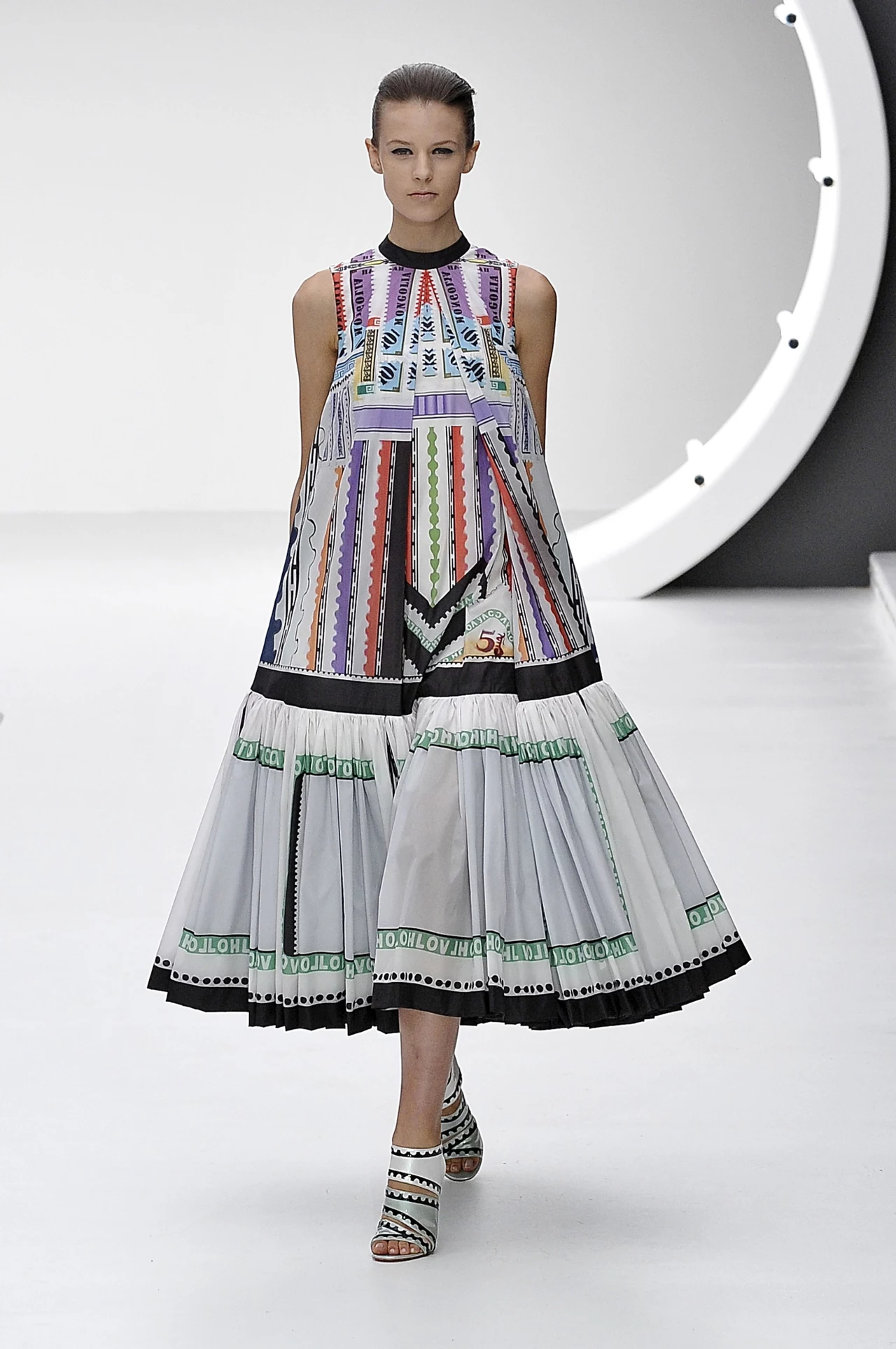 Projekt: Mary Katrantzou Projekt: Mary Katrantzou