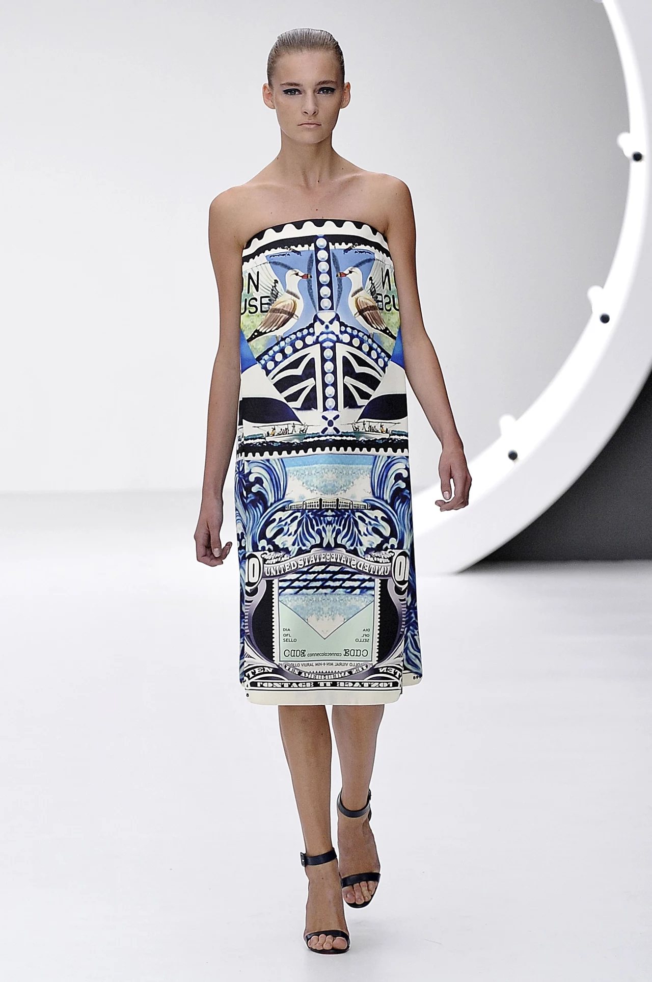 Projekt: Mary Katrantzou Projekt: Mary Katrantzou