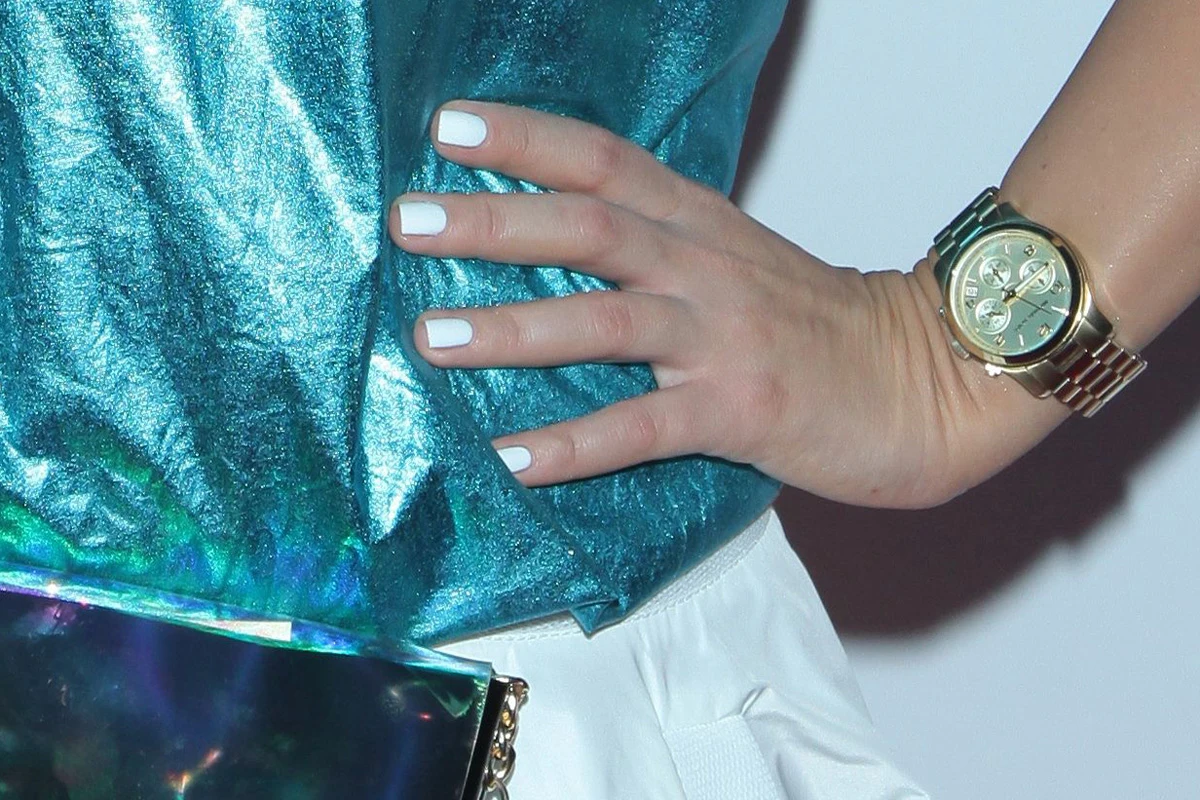 Kolejne białe pazurki. Tym razem krótkie...