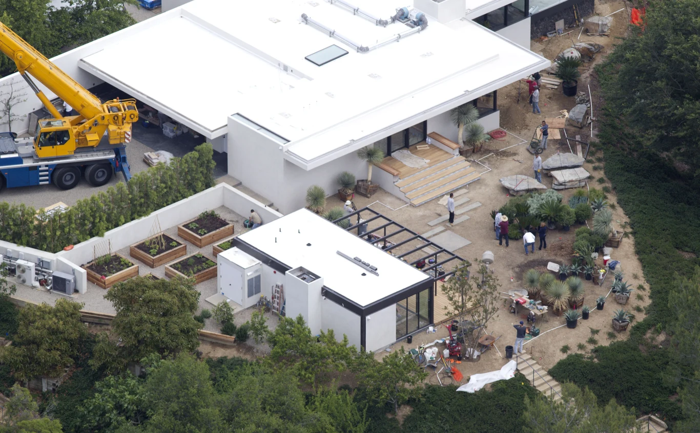 Dom Jennifer Aniston Dom Jennifer Aniston