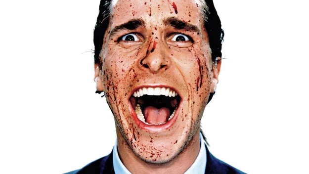 Christian Bale w filmie "American Psycho" stworzył zapadającą w pamięć kreację