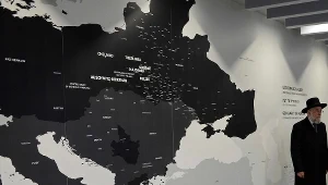 Rozmieszczenie obozów śmierci. Część stałej wystawy w Auschwitz