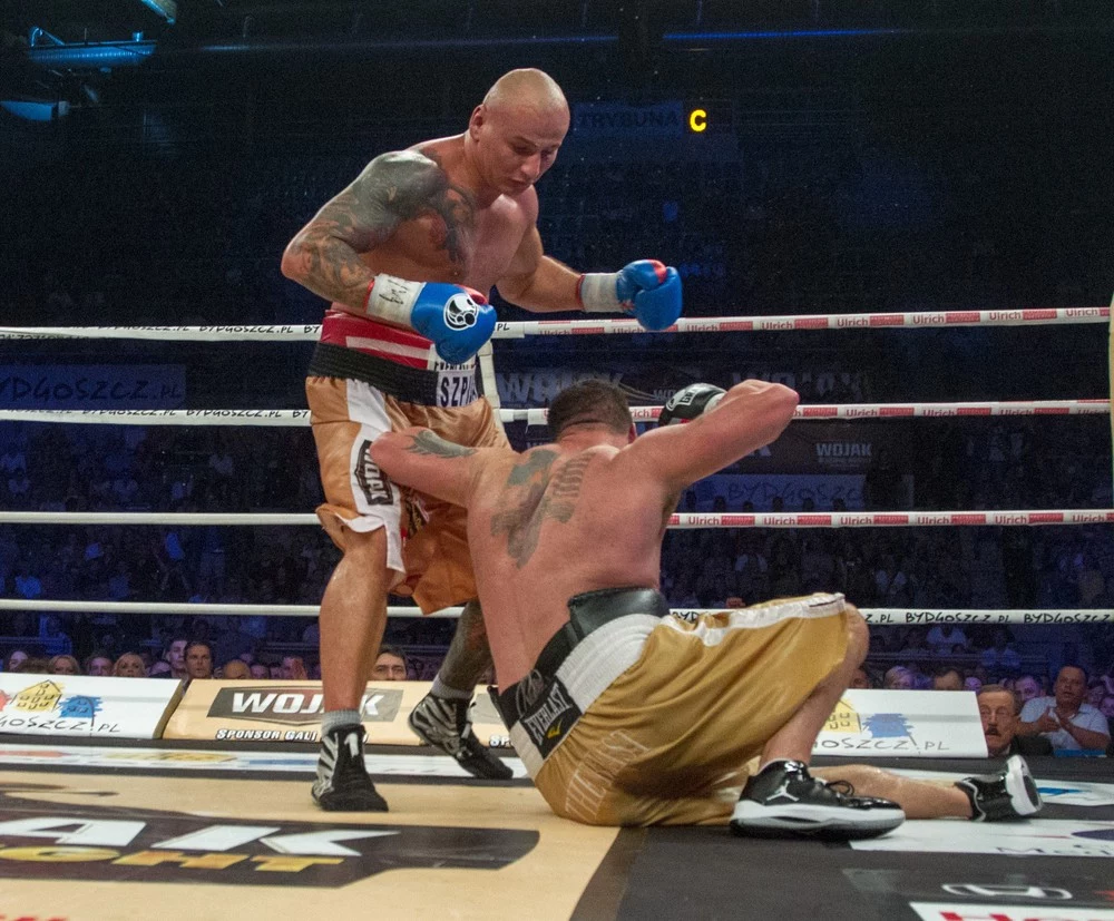 Artur Szpilka zanotował piętnaste kolejne zwycięstwo w karierze. W walce wieczoru Wojak Boxing Night w Bydgoszczy niepokonany na zawodowym ringu "Szpila" jednogłośnie na punkty pokonał Amerykanina Briana Minto