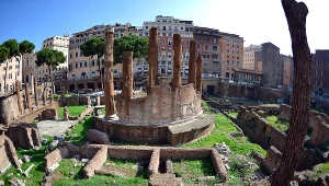 Fragmenty zabudowy sprzed ponad dwóch tysięcy lat