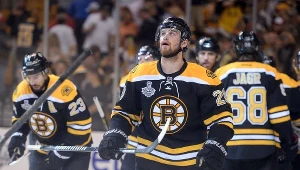 Daniel Paille zdobył bramkę dla Bruins