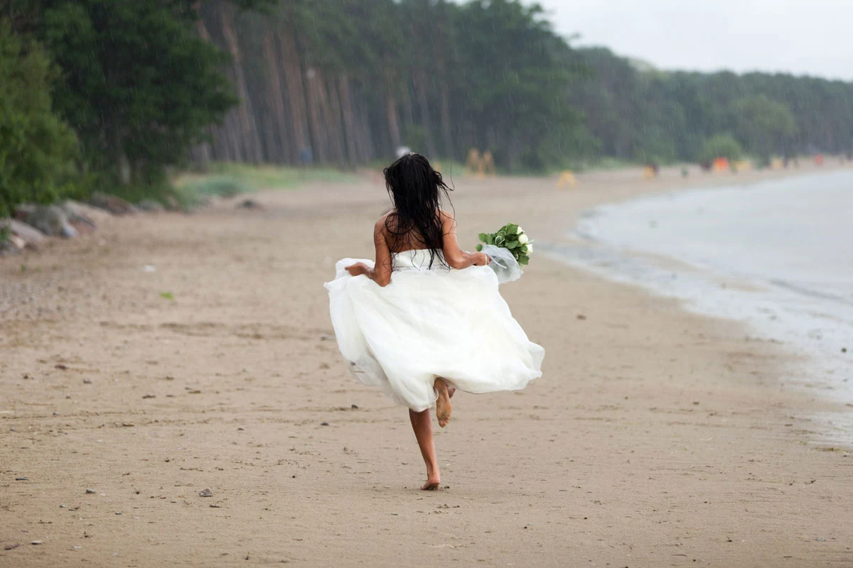 Ślub to poważna decyzja. Osoby spod znaku Ryb nie powinny decydować się na niego tylko po to, by uszczęśliwić rodzinę Ślub to poważna decyzja. Osoby spod znaku Ryb nie powinny decydować się na niego tylko po to, by uszczęśliwić rodzinę