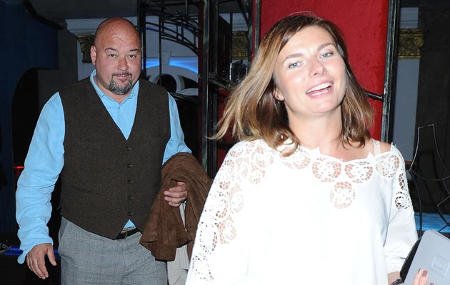 Kai Schoenhals z nową partnerką na premierze Kai Schoenhals z nową partnerką na premierze