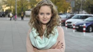 Olga Kalicka zrobiła sobie przerwę w nauce, by najpierw skończyć projekty teatralne. Zresztą na brak pracy nie może narzekać. 