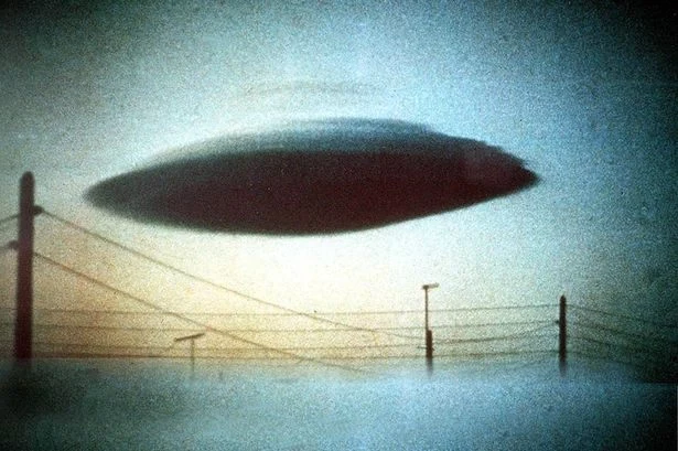 Osoby wierzące w UFO i tak wiedzą swoje, a ponad 4 tys. stron raportów nie ma dla nich znaczenia