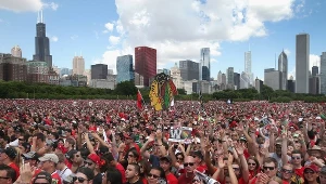 Kibice Chicago Blackhawks fetowali zdobycie Pucharu Stanleya