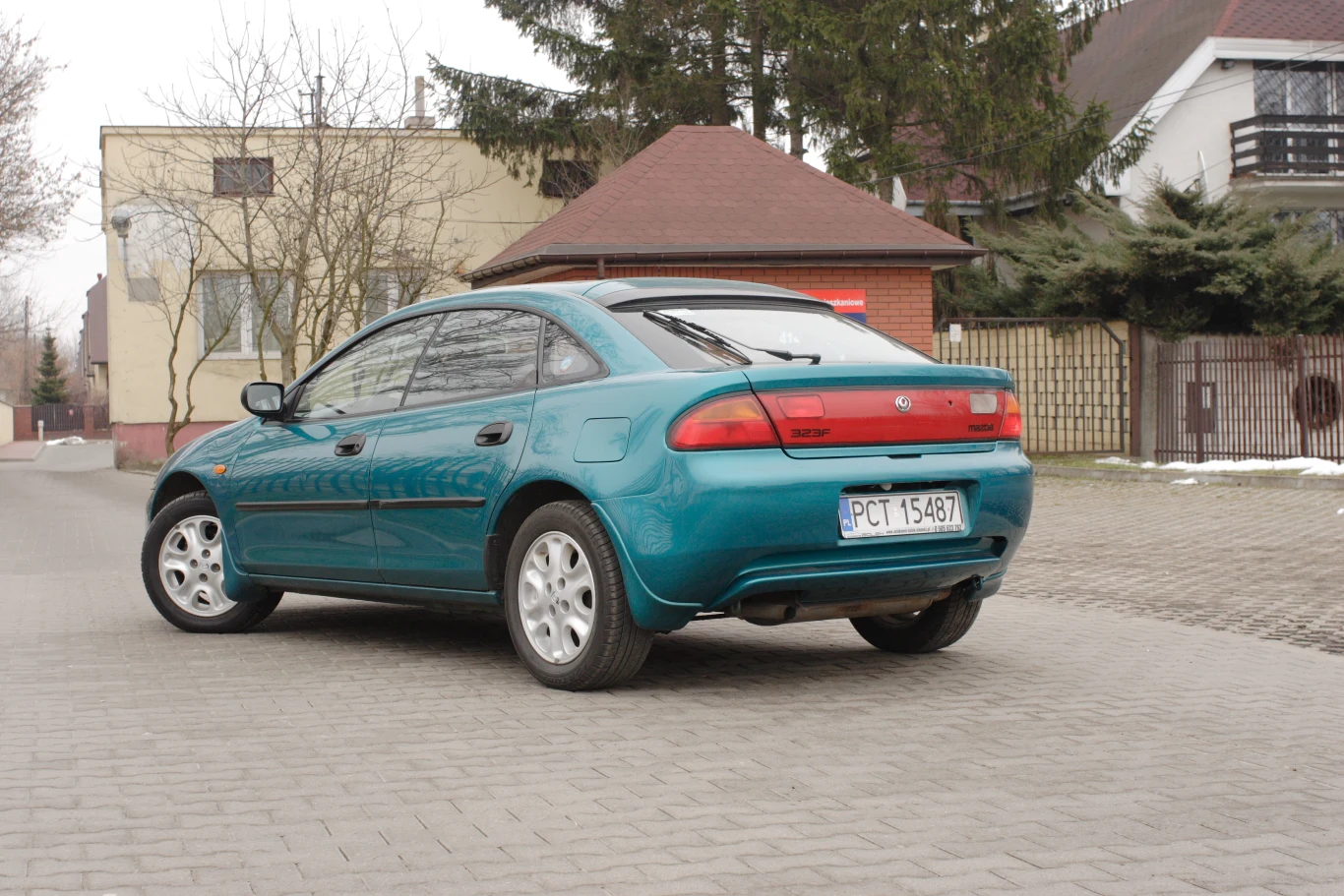 Mazda 323F (1994-1998)