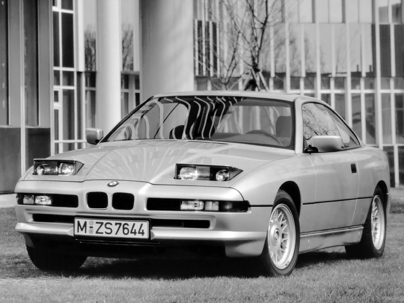 BMW 850i (E31)