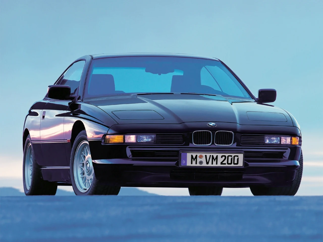 BMW 850i (E31)