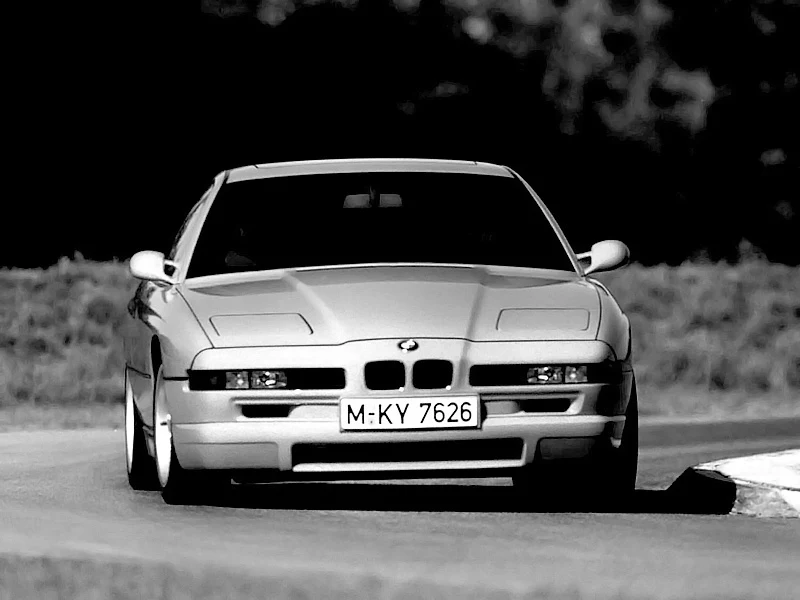 BMW 850 CSi (E31)