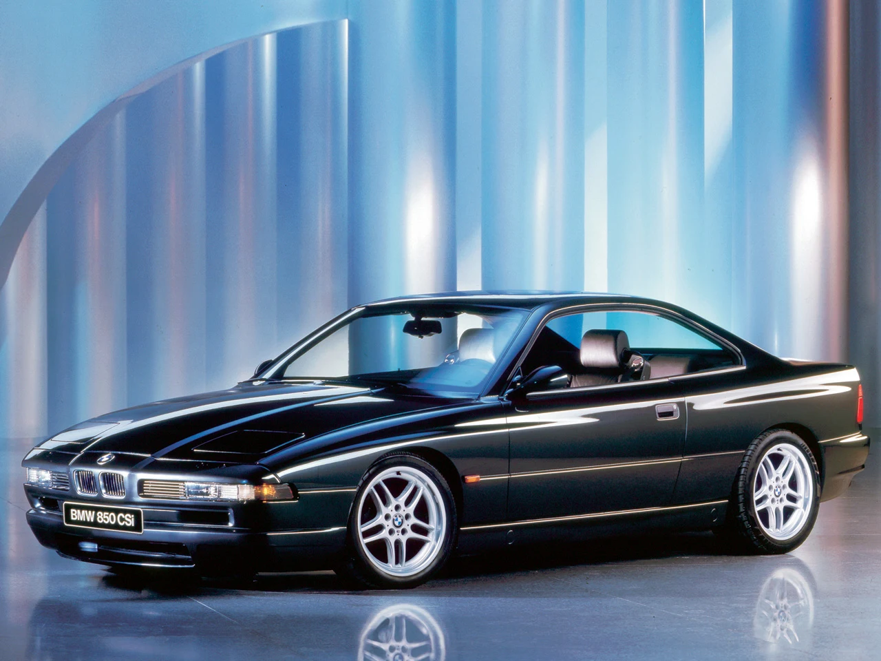 BMW 850 CSi (E31)