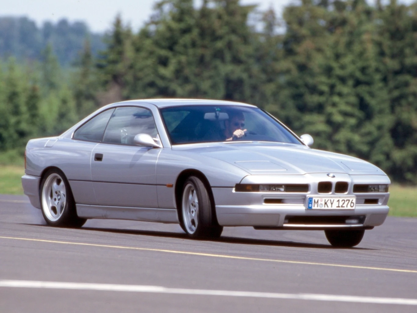 BMW 850 CSi (E31)