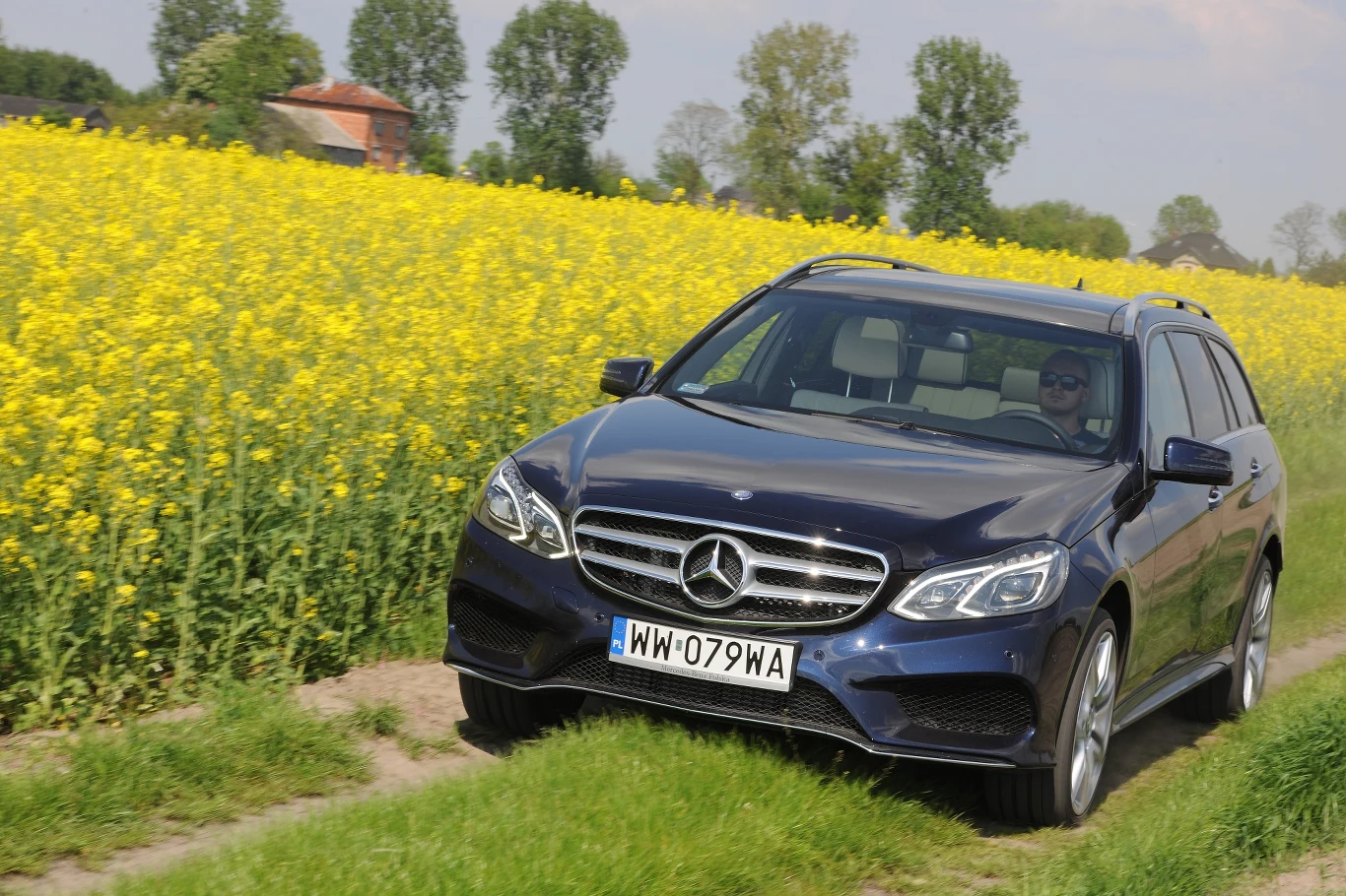 Mercedes E 350 BlueTEC 4MATIC Kombi Avantgarde