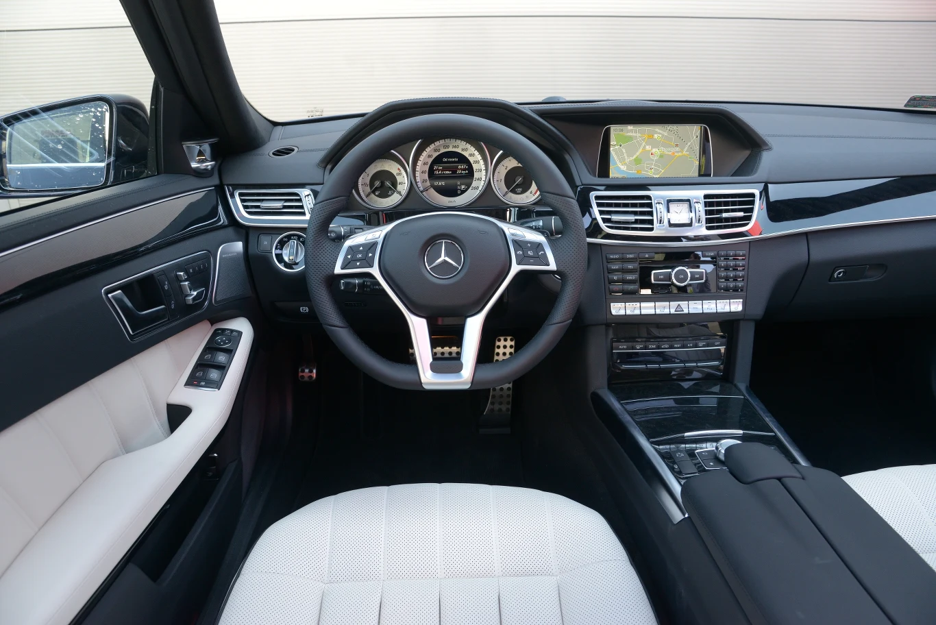 Mercedes E 350 BlueTEC 4MATIC Kombi Avantgarde