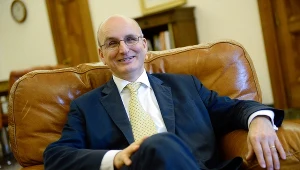 Prezes watykańskiego banku, Ernst Von Freyberg