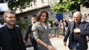 Edinson Cavani po badaniach w Paryżu