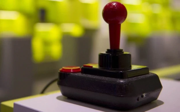 Zdjęcie jednego z eksponatów, jakie znaleźć można w Computer Game Museum w Berlinie