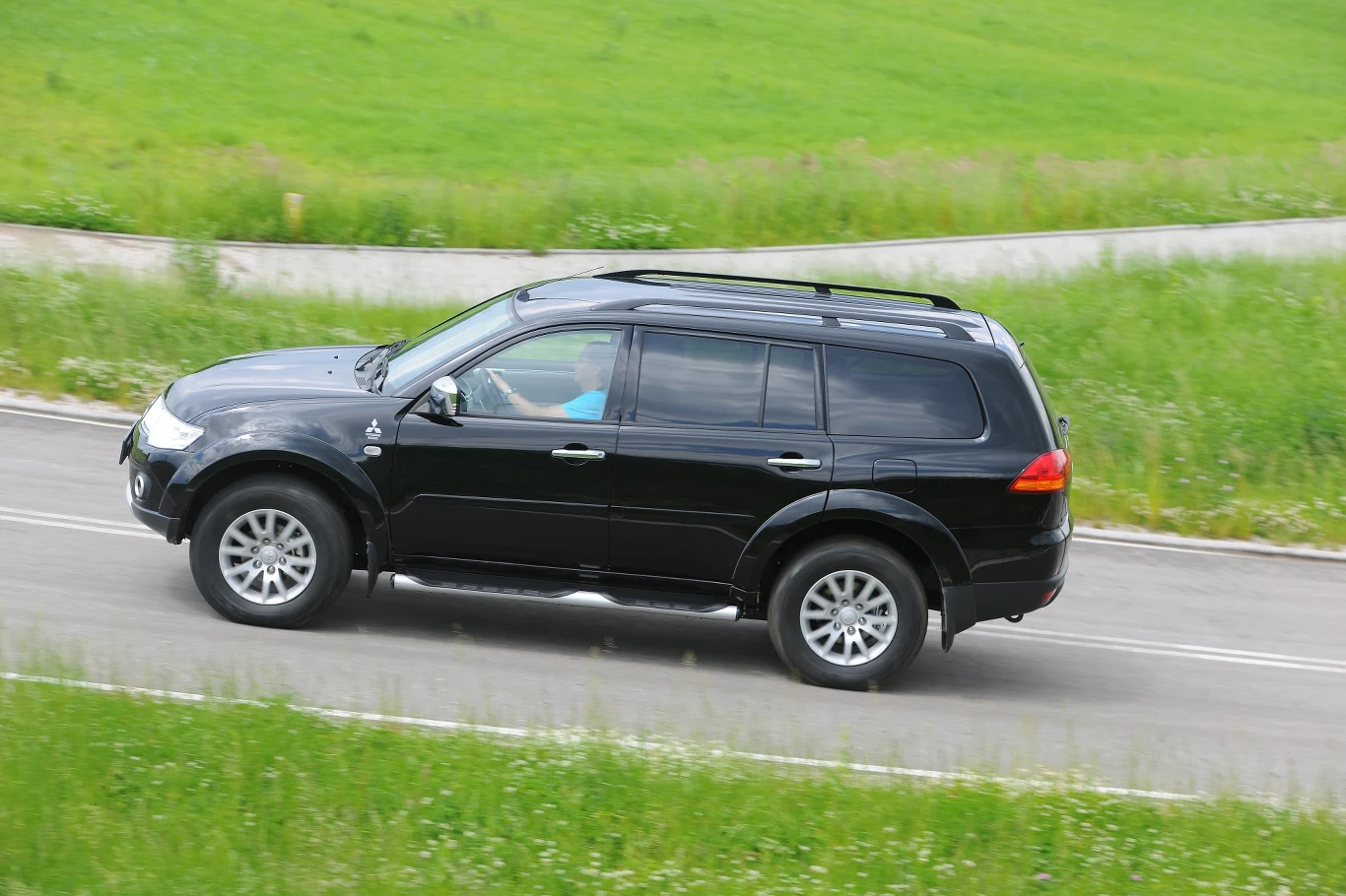 Mitsubishi Pajero Sport 2.5 Di-D
