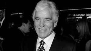 Dennis Farina 