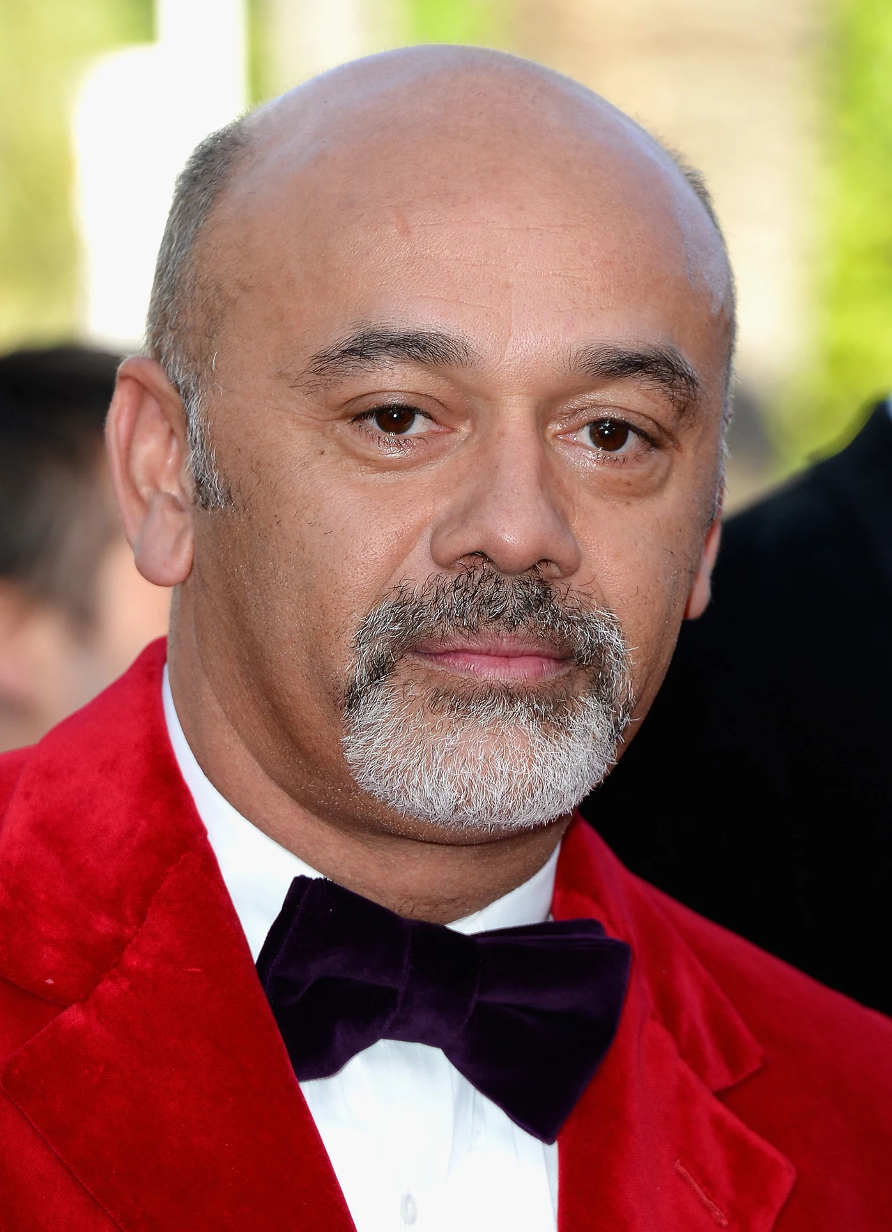 Christian Louboutin jest genialnym samoukiem. Choć nie skończył żadnej szkoły designu, buty sygnowane jego nazwiskiem są dziś najbardziej pożądaną marką na świecie